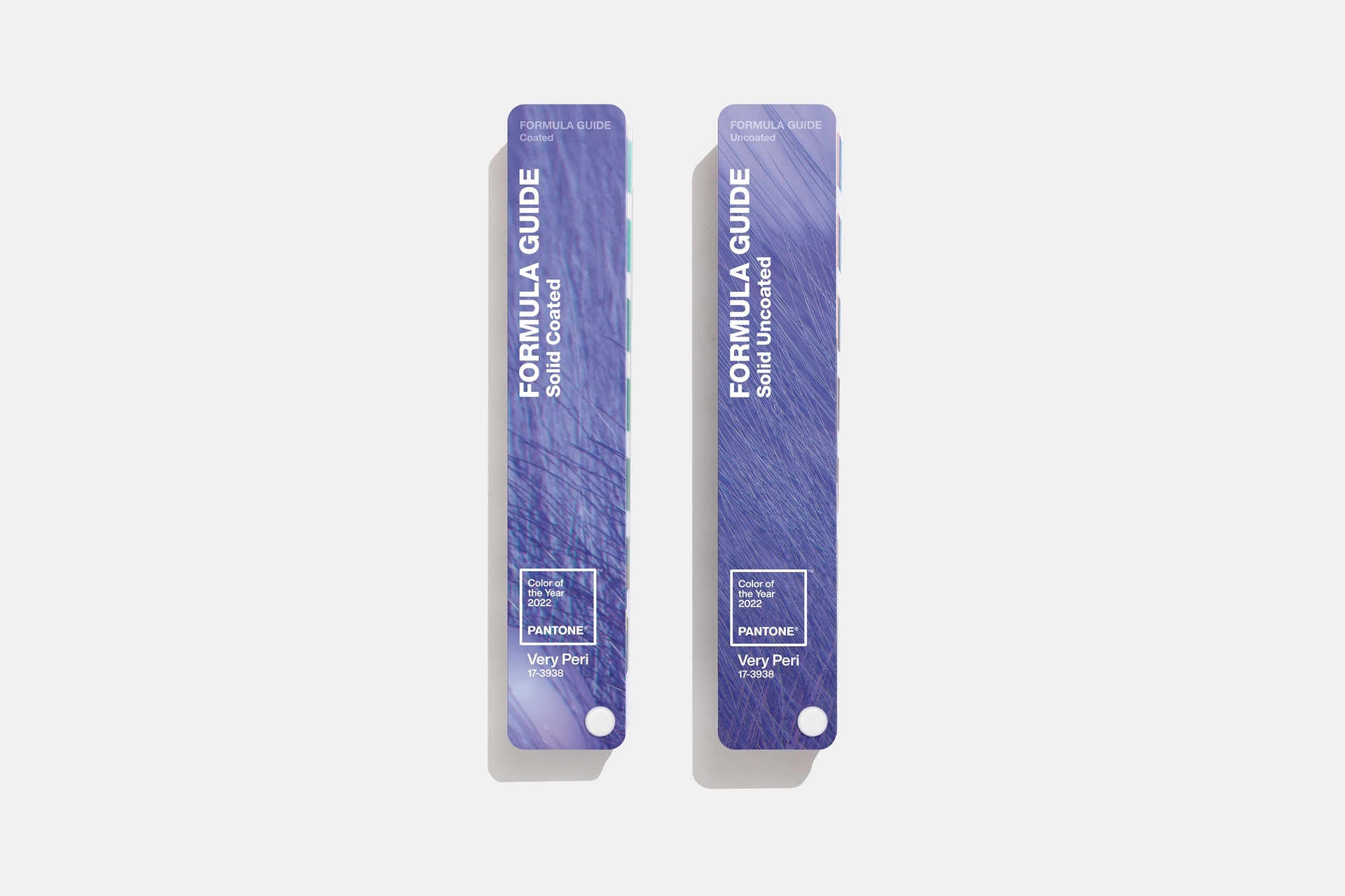 Pantone guides. Веера Formula Guide Solid Coated & UNCOATED. Formula Guide Solid UNCOATED палитра Pantone. Pantone Formula Guide Coated. Pantone 17-3938 very Peri.